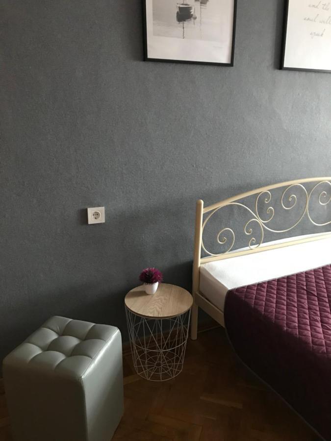 Apartment For A Pleasant Stay Odesa Exterior photo
